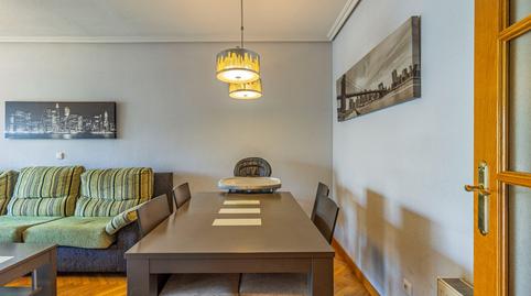 Foto 3 de Piso en venta en Rutilo, San Fermín, Madrid