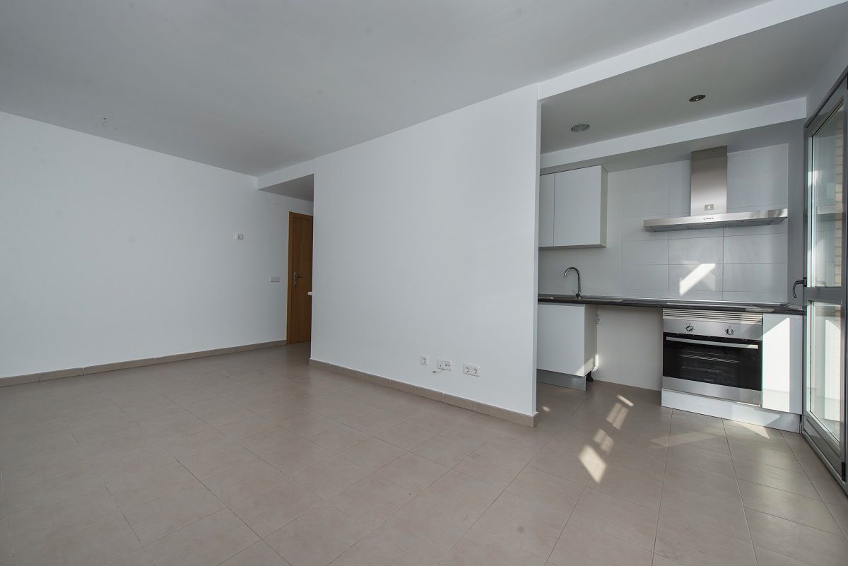 Kitchen of Flat for sale in Torrejón de Ardoz  with Storage room and Oven