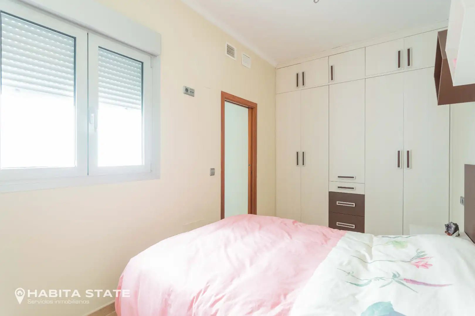 Habitación de Piso en venta en Almería con Aire acondicionado, Calefacción y Trastero