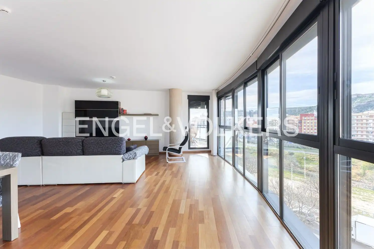 Sala d'estar de Pis de lloguer en Sagunto / Sagunt amb Aire condicionat, Calefacció i Parquet