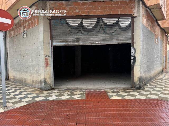 Local comercial en Venta en Ensanche - Franciscanos