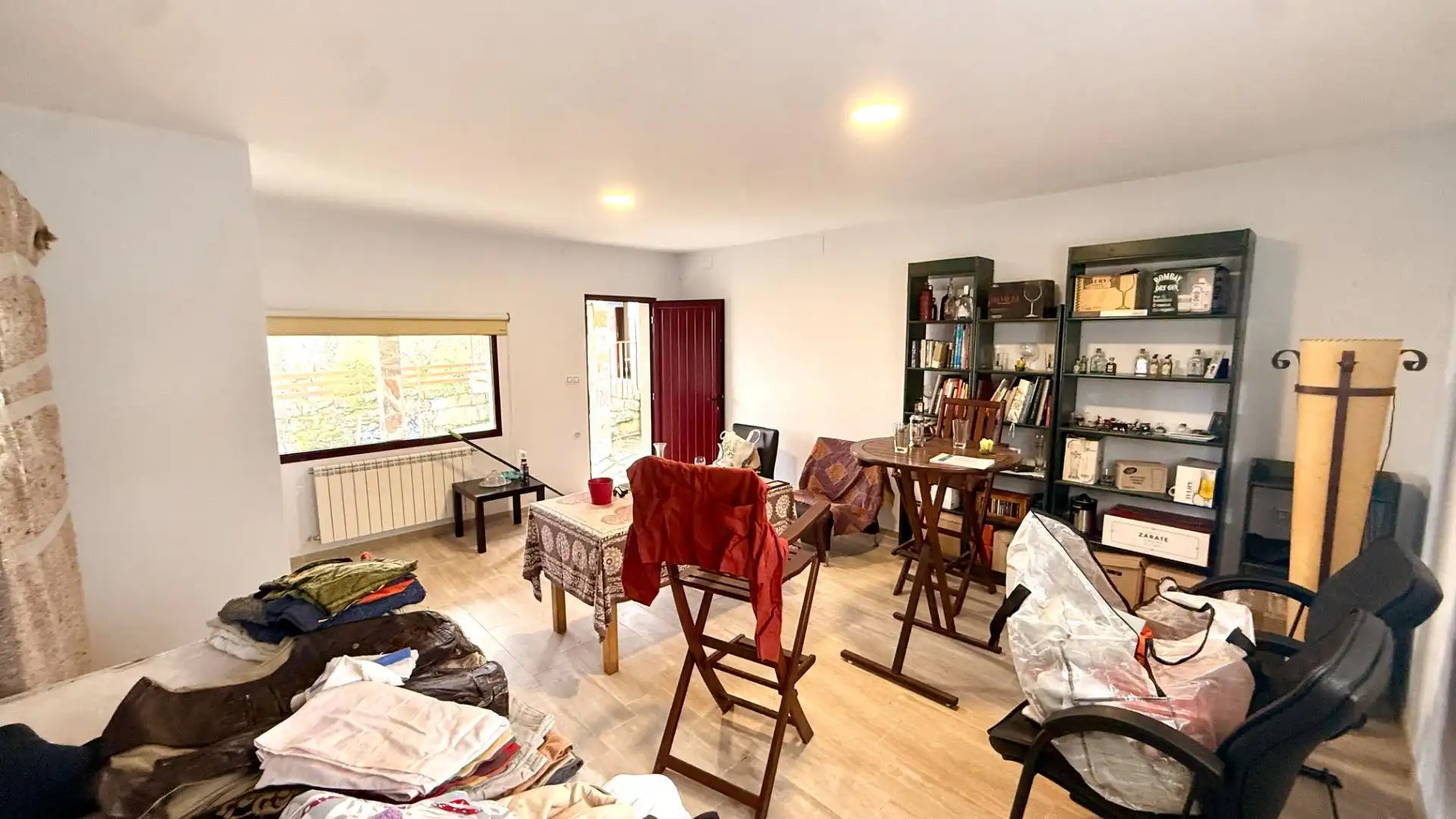 Sala d'estar de Finca rústica en venda en A Merca   amb Jardí privat, Terrassa i Traster