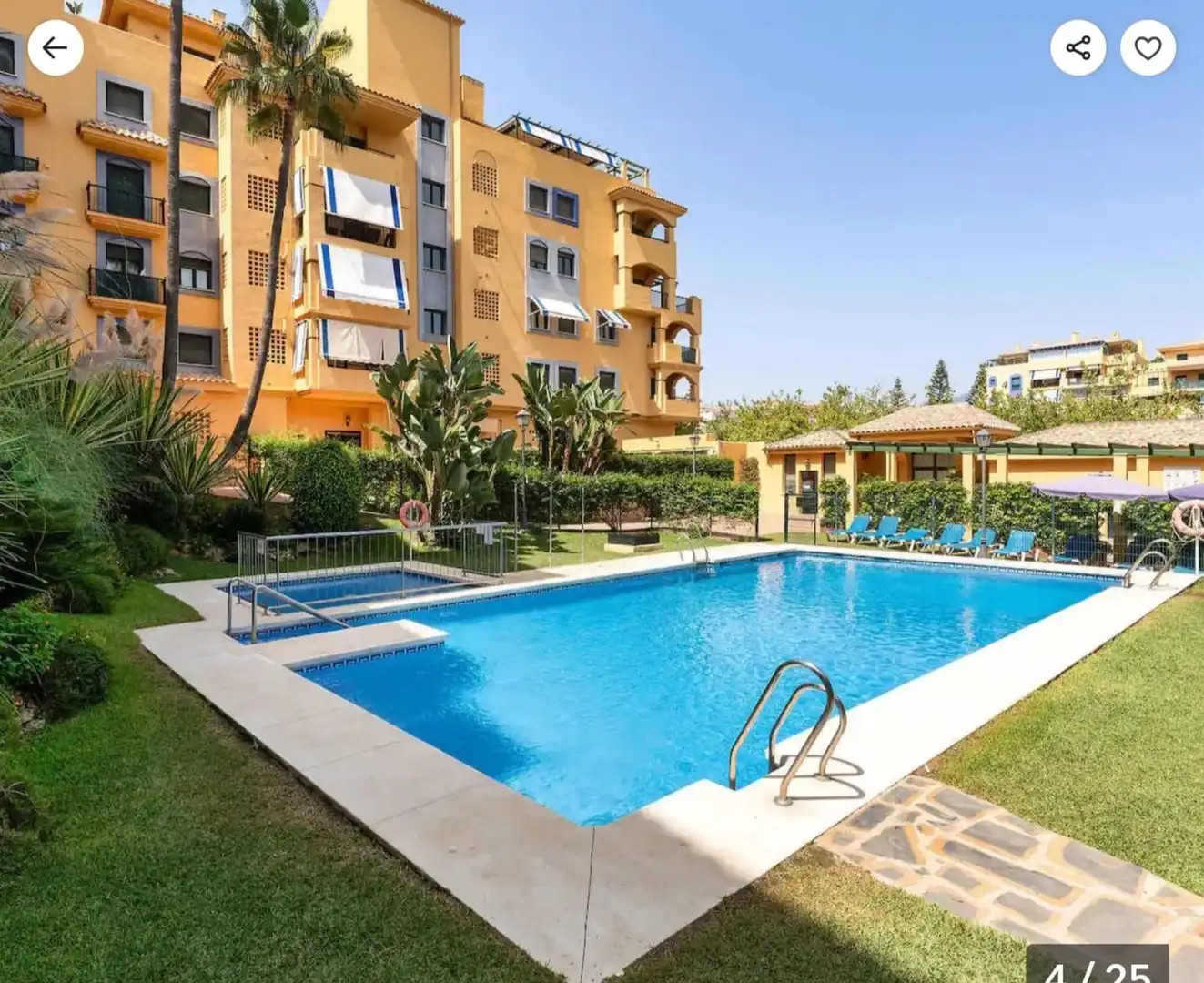 Vista exterior de Apartament de lloguer en Marbella amb Aire condicionat, Calefacció i Terrassa