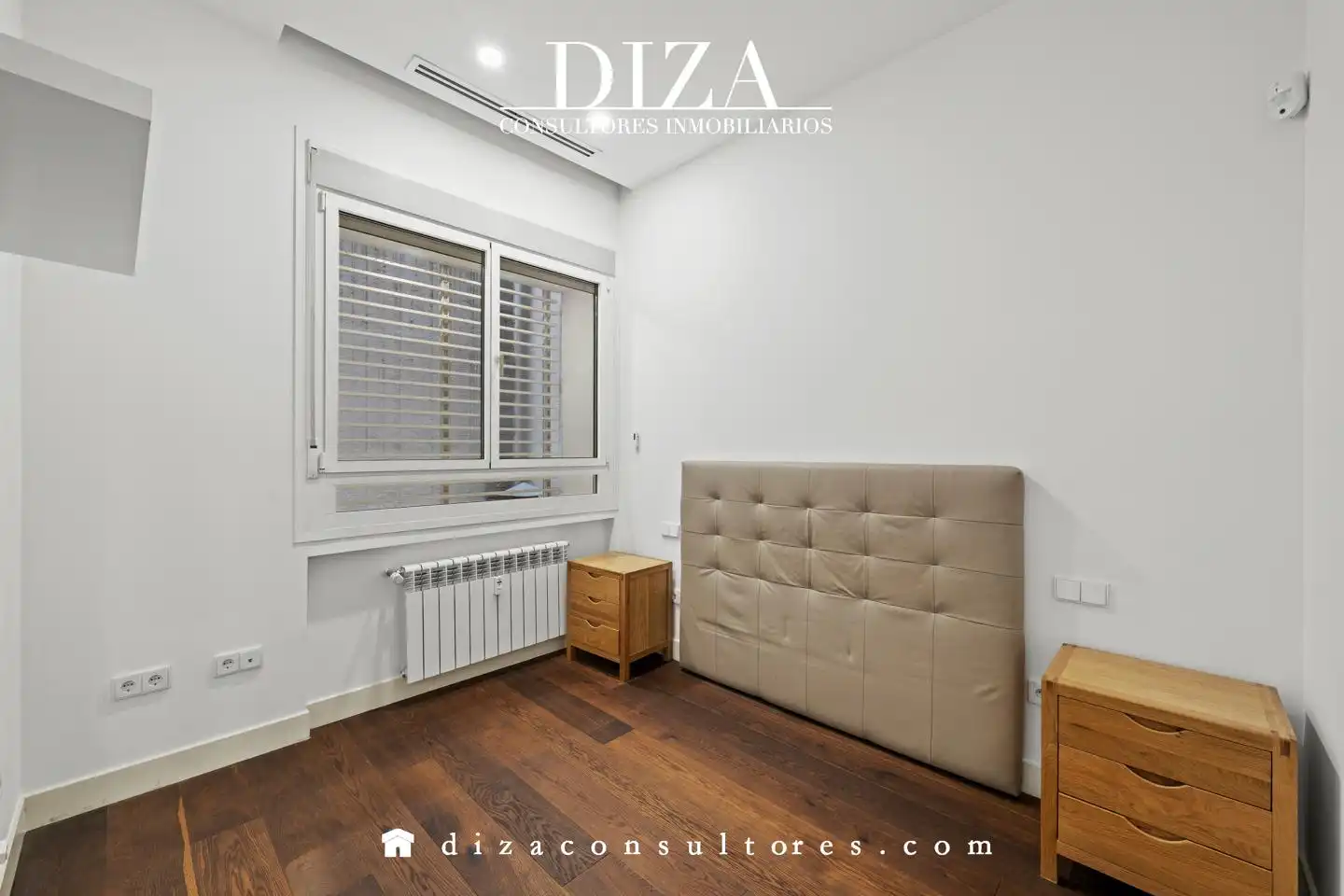 Schlafzimmer von Erdgeschoss zum Verkauf in Madrid mit Klimaanlage und Möbliert