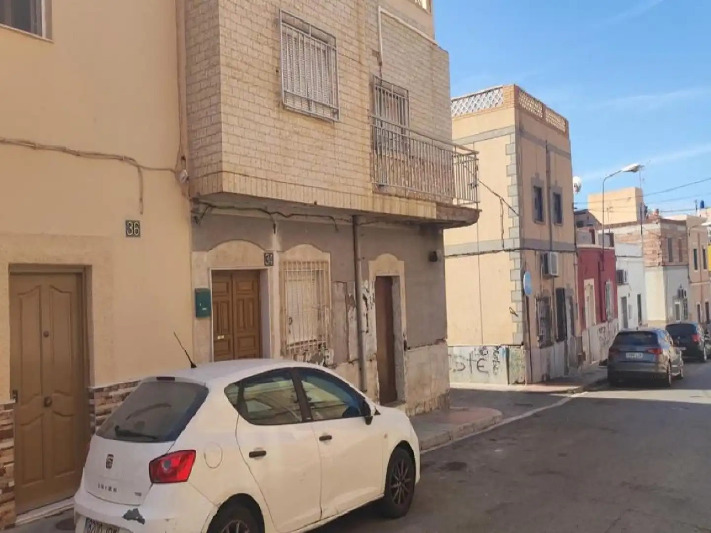 Vista exterior de Local en venda en Almería