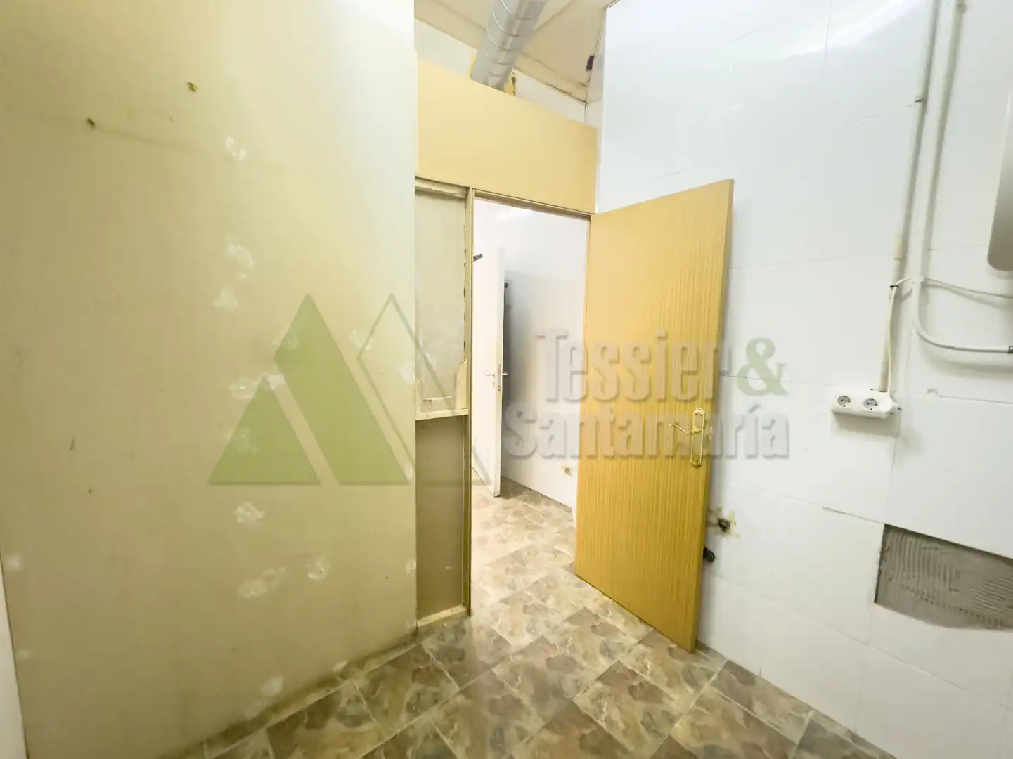 Local en venta en Gijón 