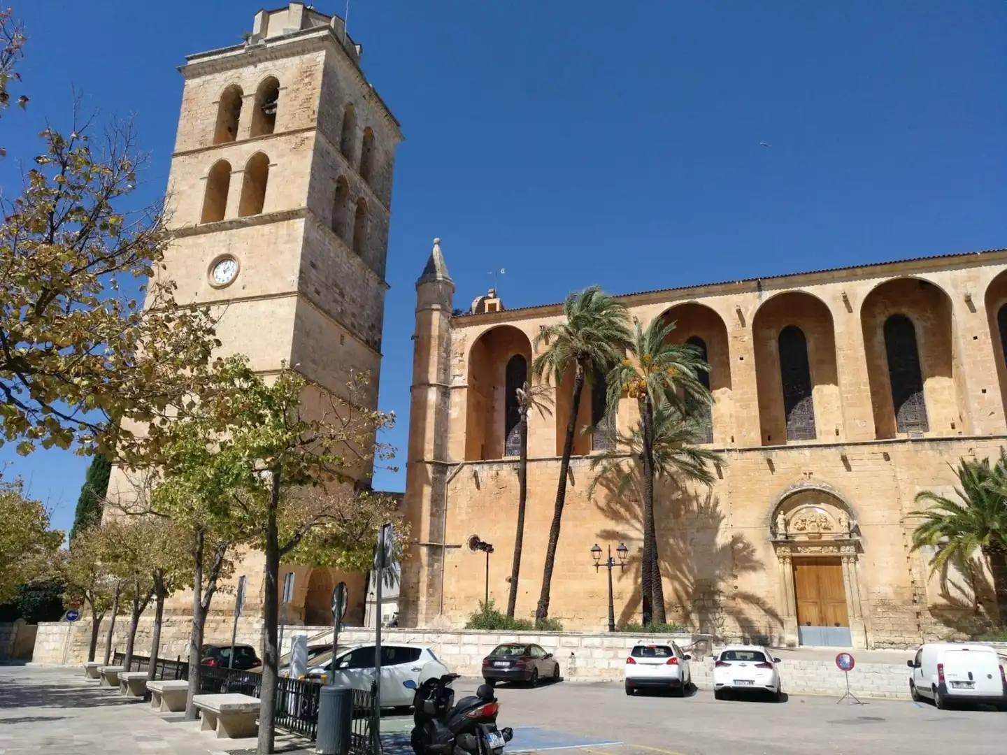 Houses for sale in Muro