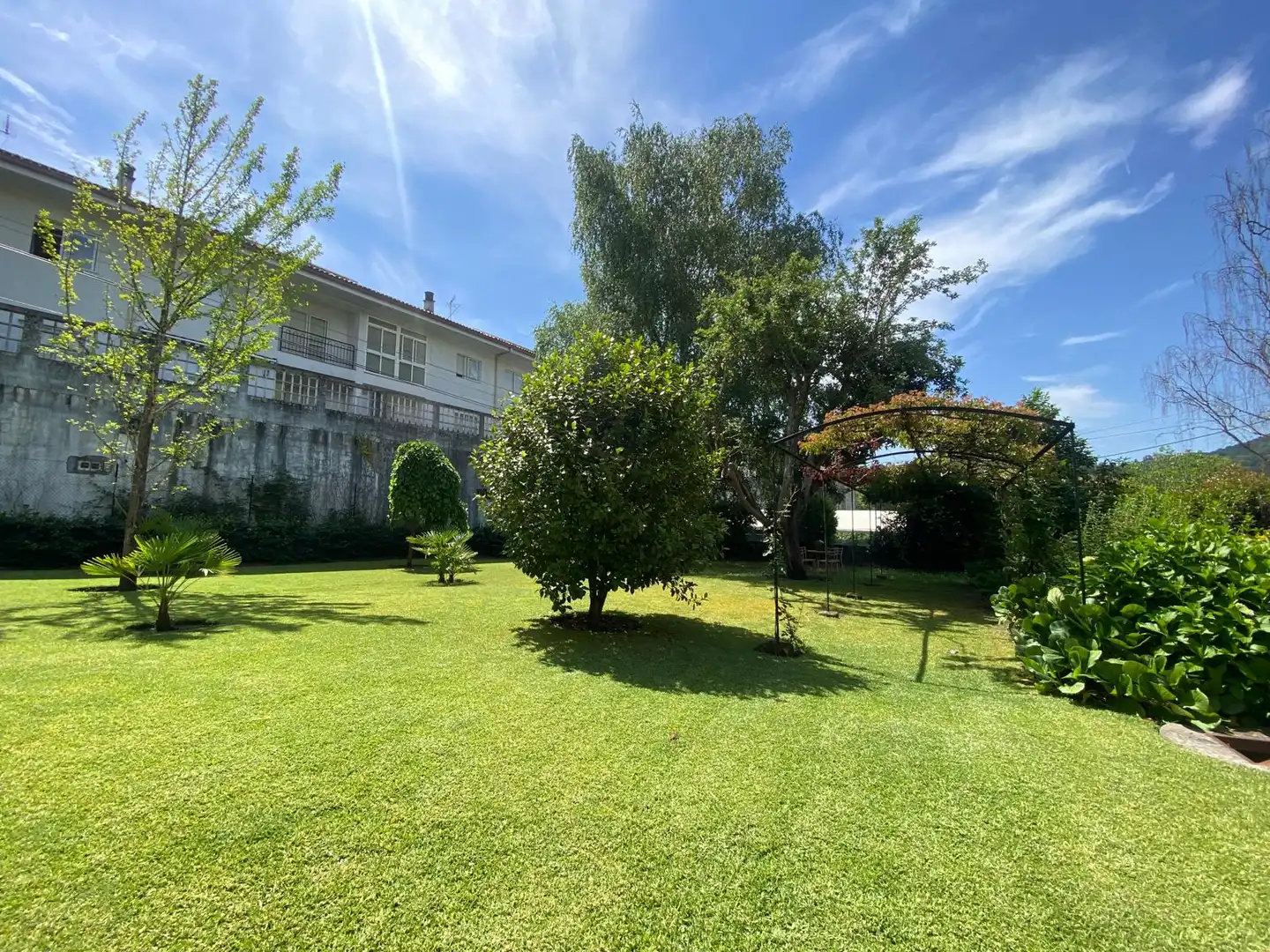 Jardí de Casa o xalet en venda en Leiro amb Aire condicionat, Calefacció i Jardí privat