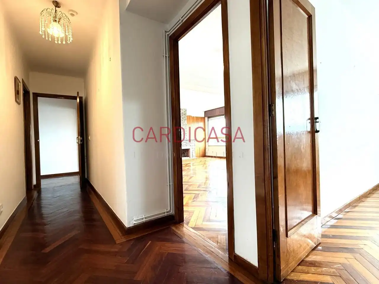 Piso en venta en Vigo  con Calefacción, Parquet y Terraza