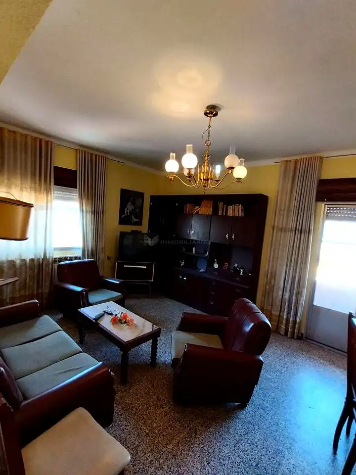Living room of Flat for sale in Utrillas  with Heating, Storage room and Furnished