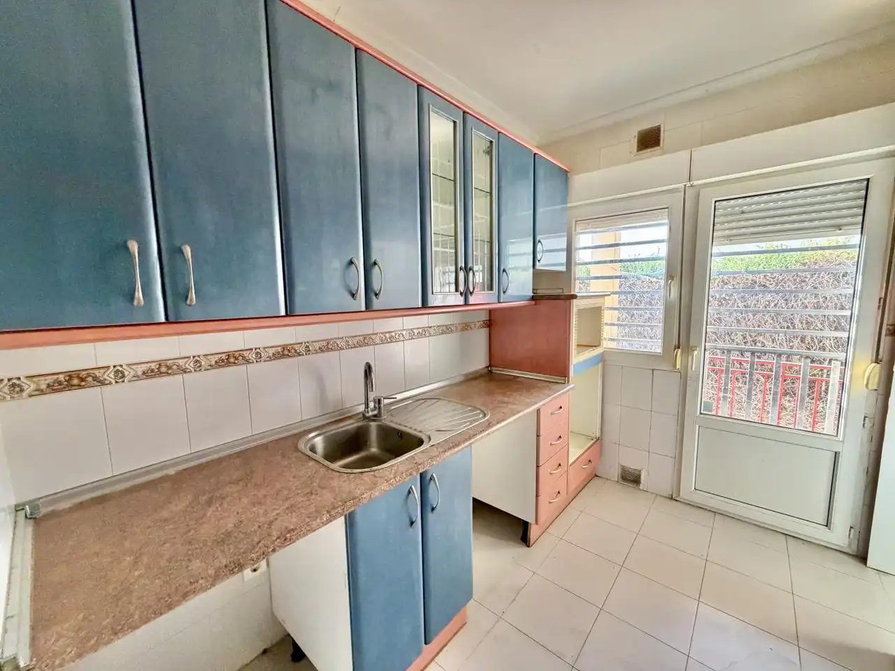 Kitchen of Houses for sale in Padiernos  with Heating and Private garden