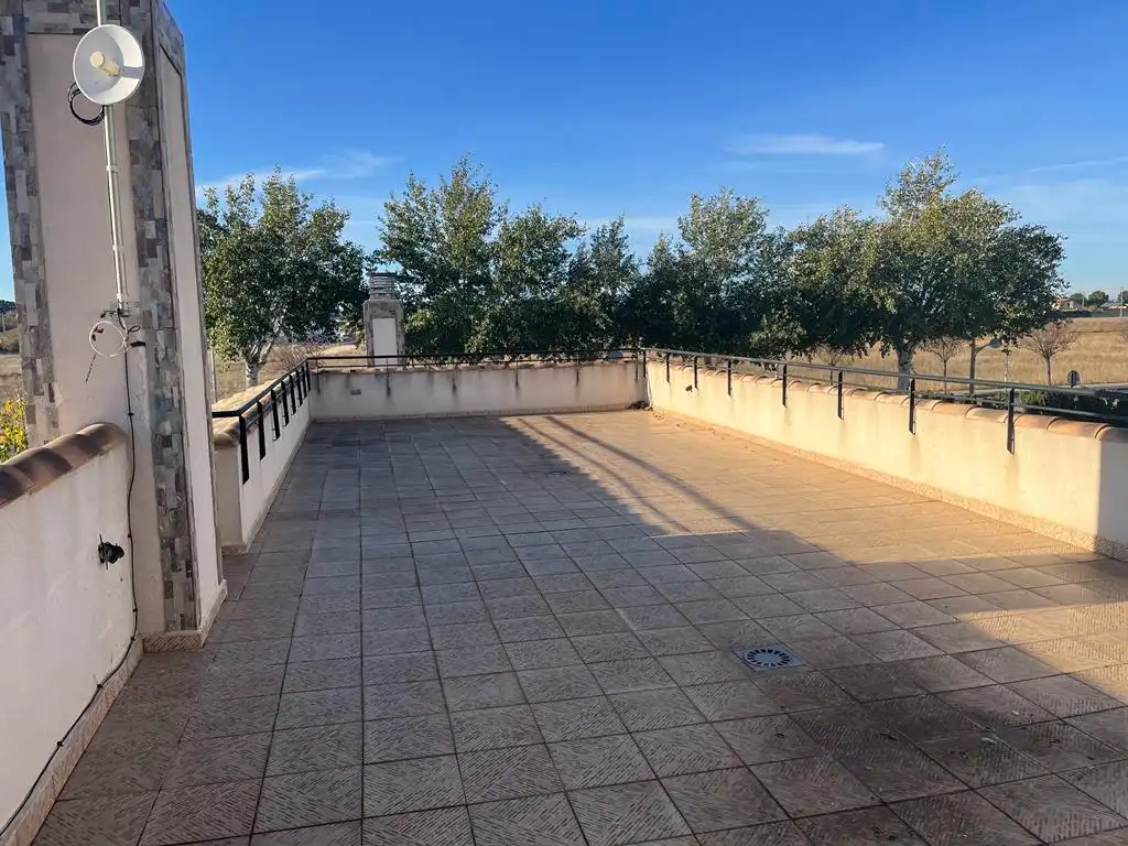 Terrassa de Casa o xalet en venda en Albacete amb Calefacció, Jardí privat i Terrassa