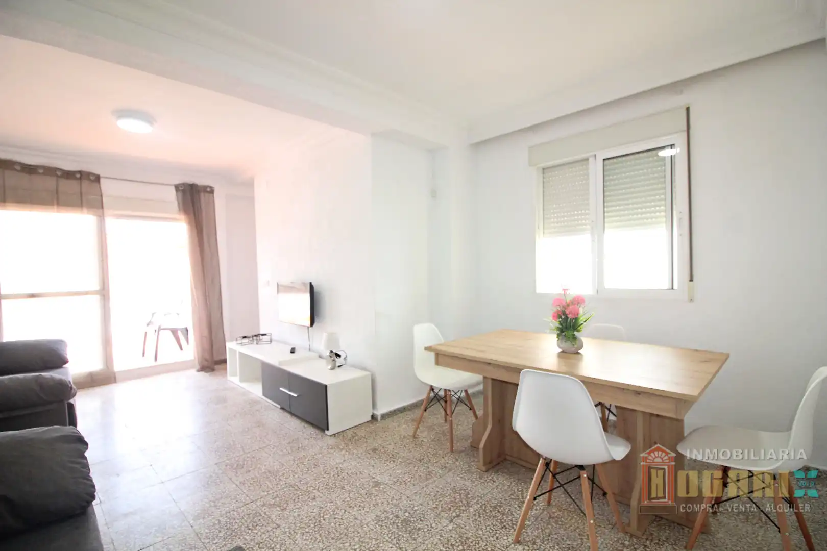 Esszimmer von Dachboden zum Verkauf in Huelva mit Terrasse