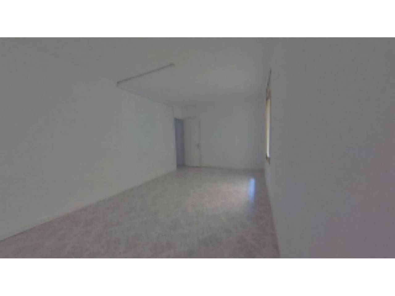 Piso en venta en Terrassa con Terraza