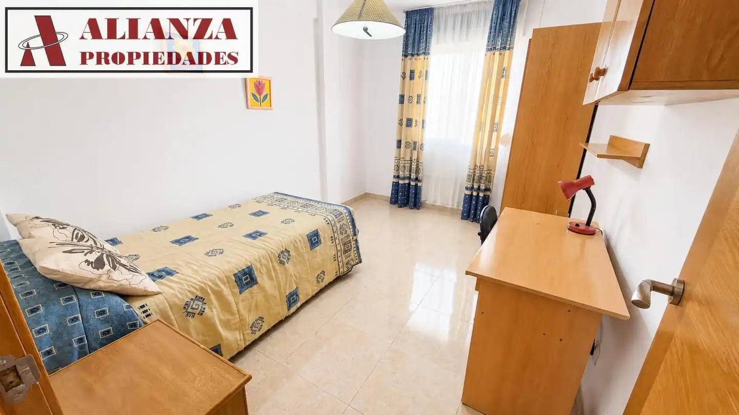 Flat with lift to rent in Cruz de Humilladero, imagen 13