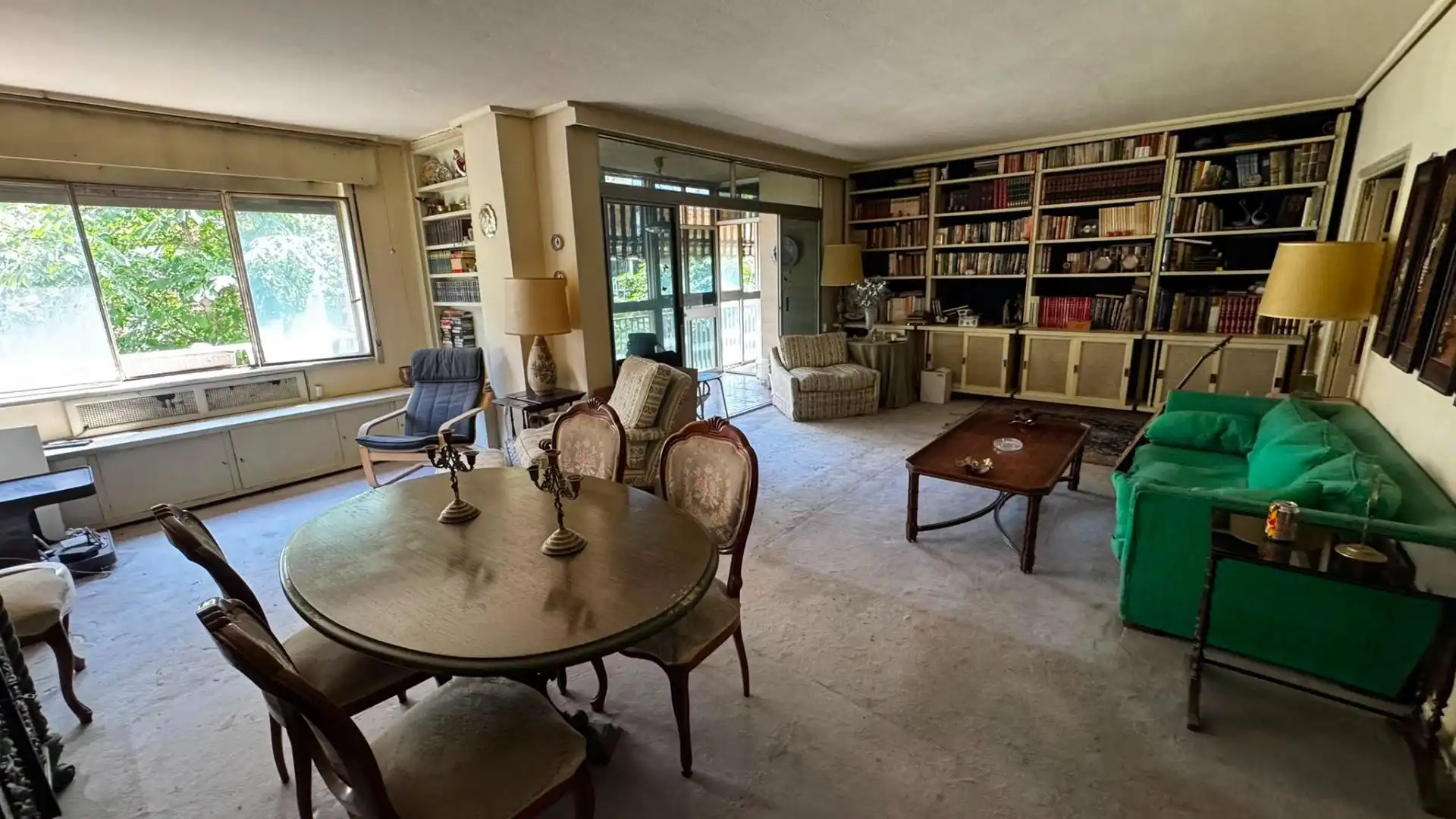 Living room of Flat for sale in Madrid  with Heating