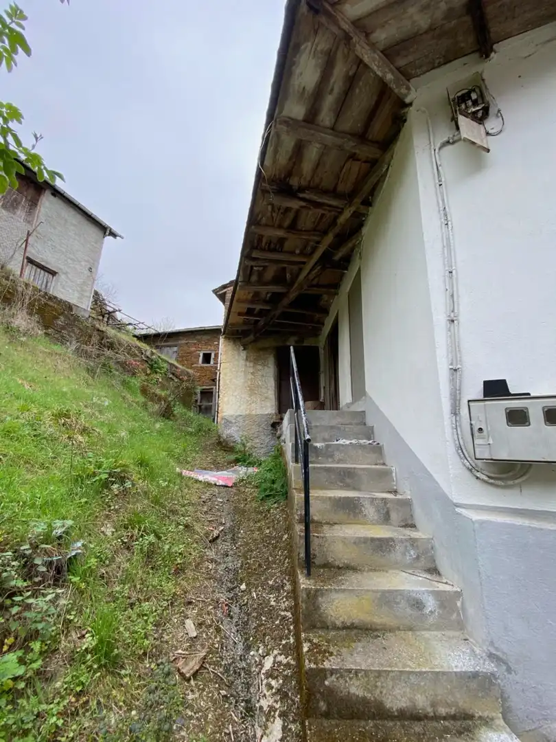 Vista exterior de Casa o chalet en venta en Sobrado (León) con Balcón