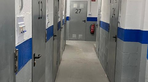 Foto 2 de Trastero de alquiler en Carrer del Mariscal Cabanes, 40, Artigues, Badalona