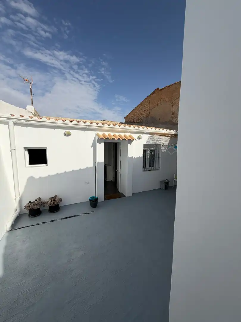 Vista exterior de Casa o xalet en venda en Monóvar  / Monòver amb Moblat