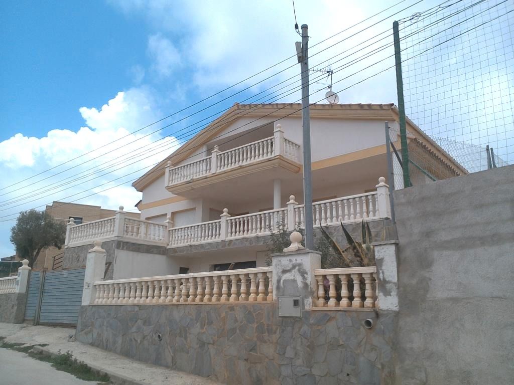 Exterior view of House or chalet for sale in Olèrdola  with Terrace and Swimming Pool