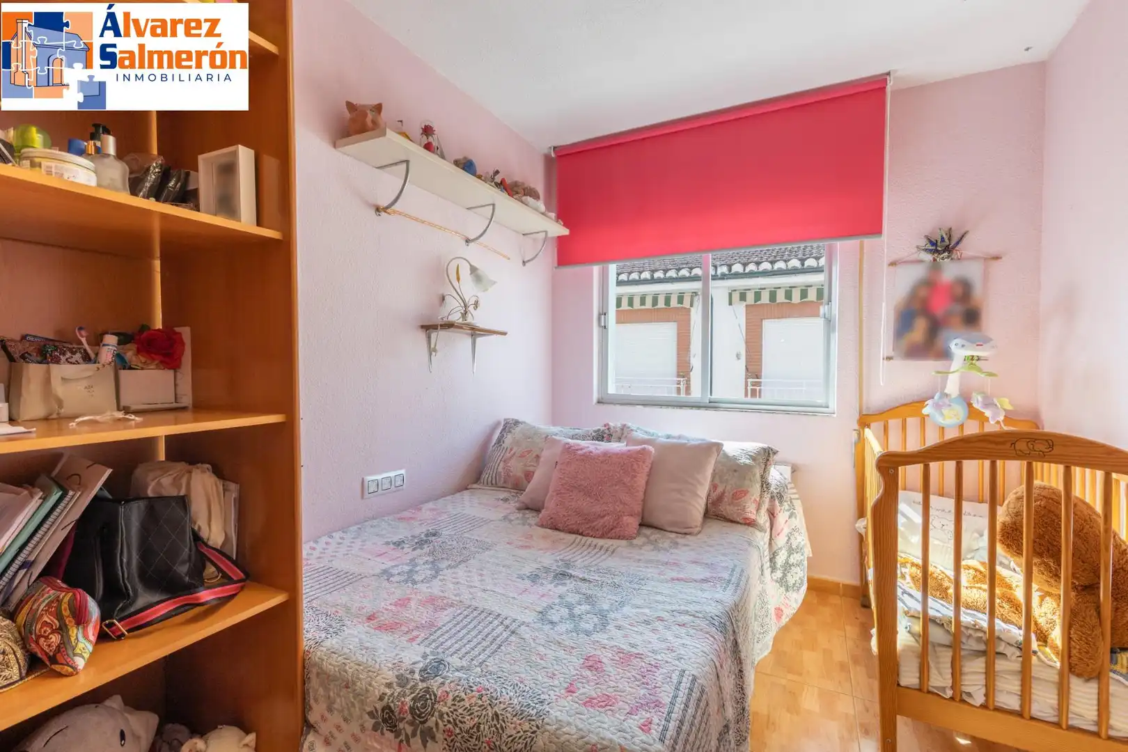 Habitación de Casa adosada en venta en Armilla con Aire acondicionado, Calefacción y Terraza