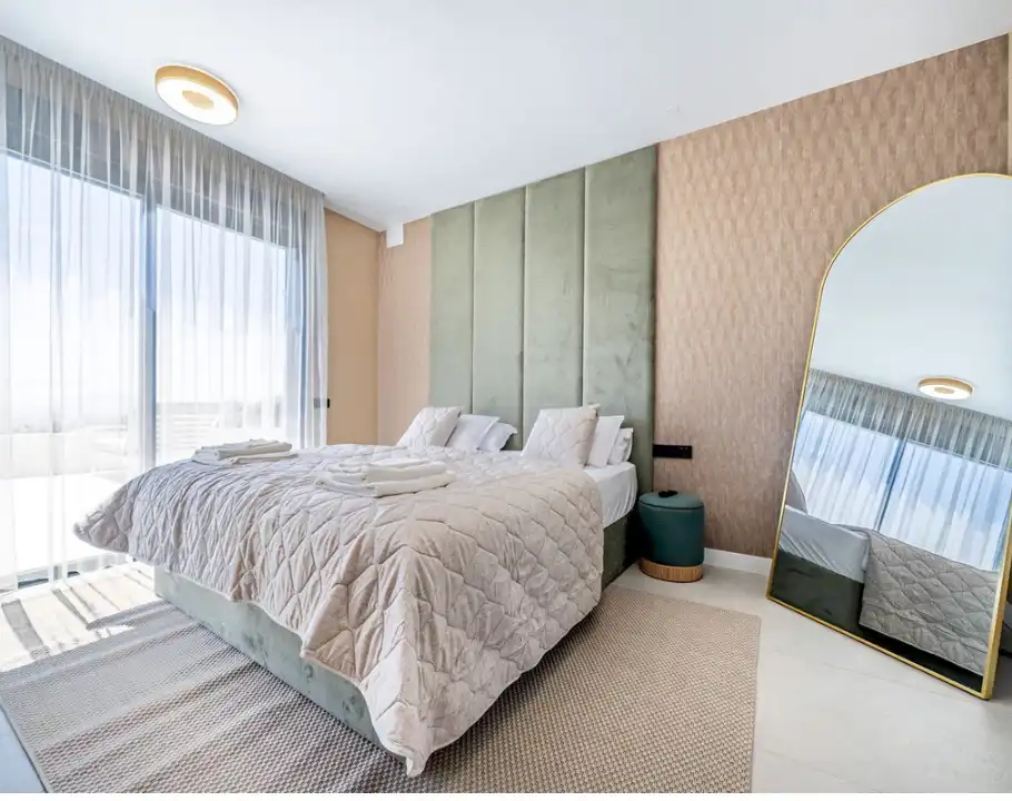 Wohnung mit Pool zum Verkauf in Río Real - Los Monteros, imagen 13