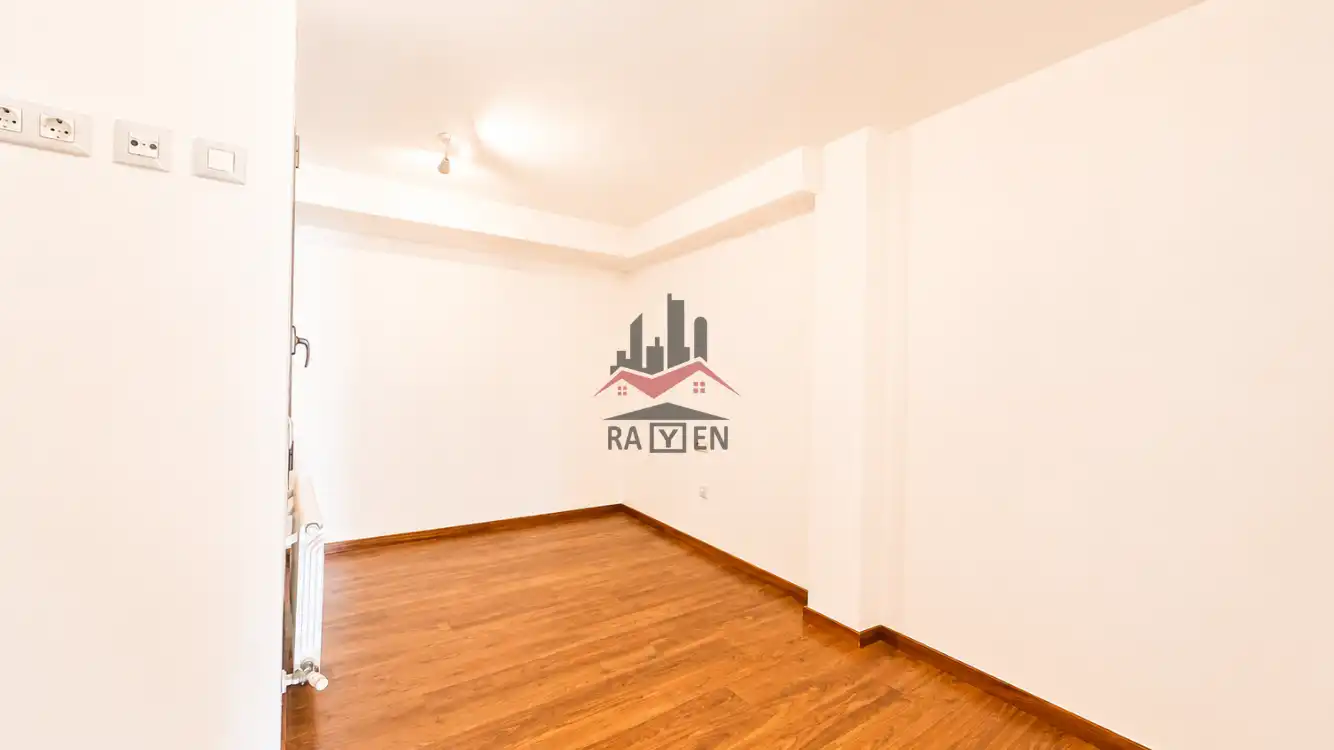 Duplex con ascensore in affitto a Centre, imagen 20