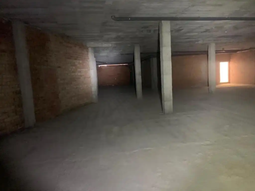 Gewerbefläche zum Verkauf in Berga, imagen 13