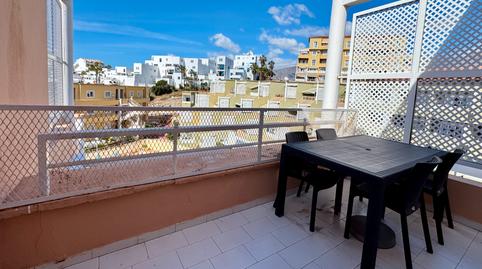 Foto 2 de Apartament en venda a Calle Antonio Navarro, Torviscas Bajo, Santa Cruz de Tenerife