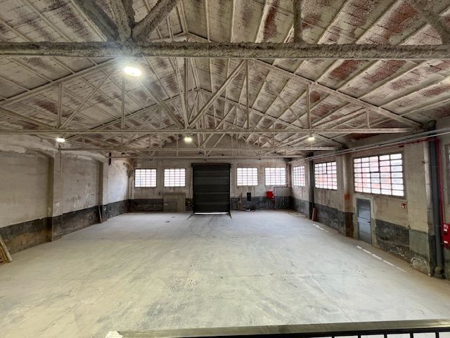 Industrial buildings to rent in Sabadell