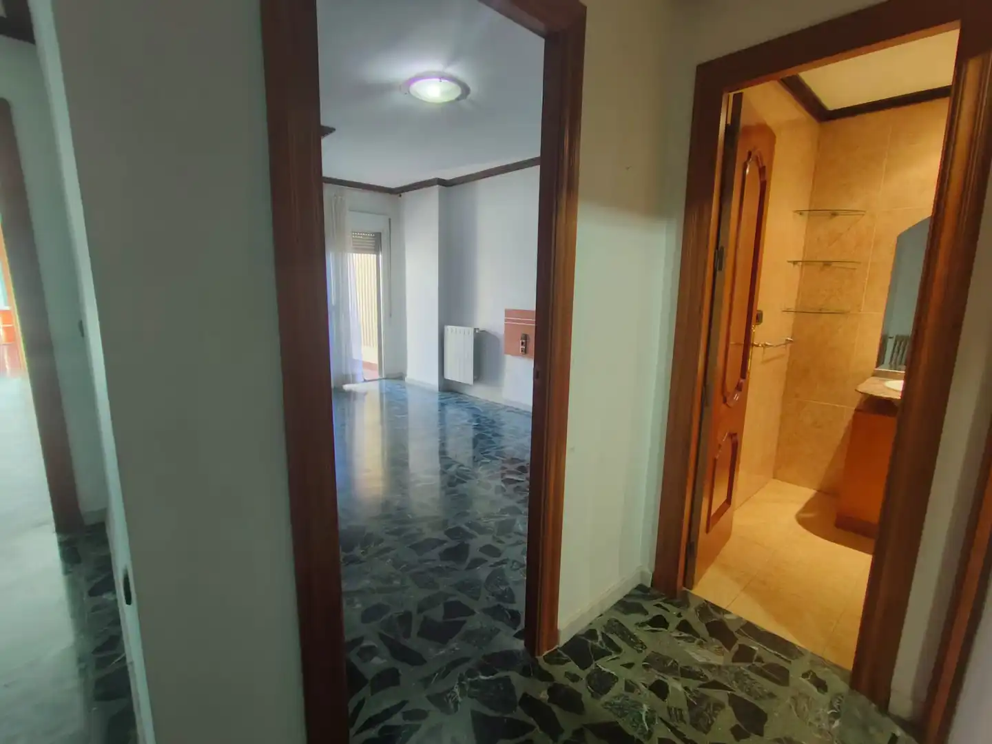Wohnung zum Verkauf in Guadix mit Terrasse
