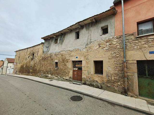 Casa adosada en Venta en Alfoz de Quintanadueñas