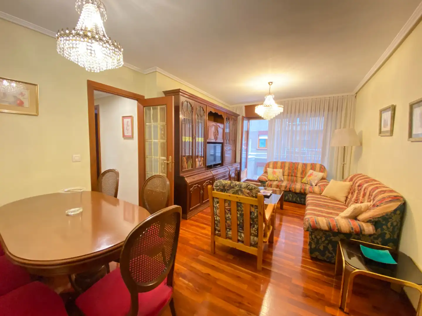 Living room of Flat for rent in Bilbao   with Heating, Terrace and Furnished