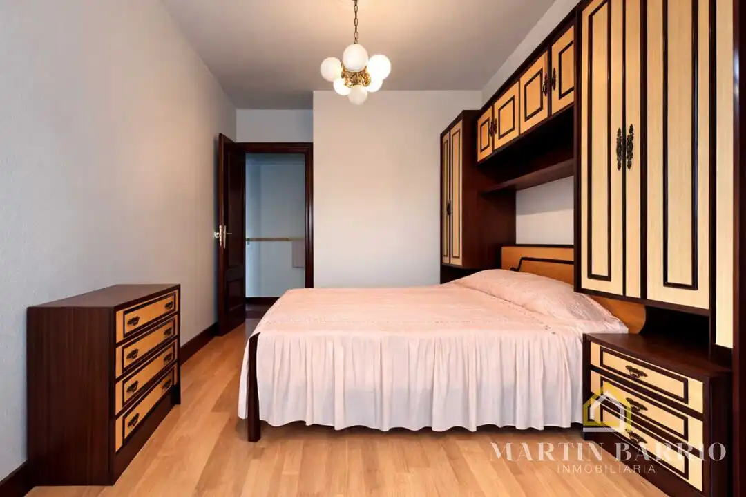 Habitación de Piso en venta en Muskiz con Calefacción, Trastero y Alarma