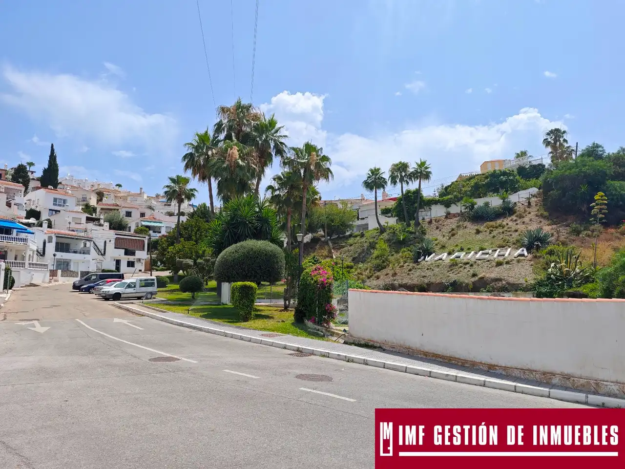 Vista exterior de Casa o chalet en venta en Nerja con Jardín privado, Terraza y Piscina comunitaria