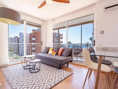 Sala d'estar de Apartament en venda en Salou amb Aire condicionat, Parquet i Terrassa