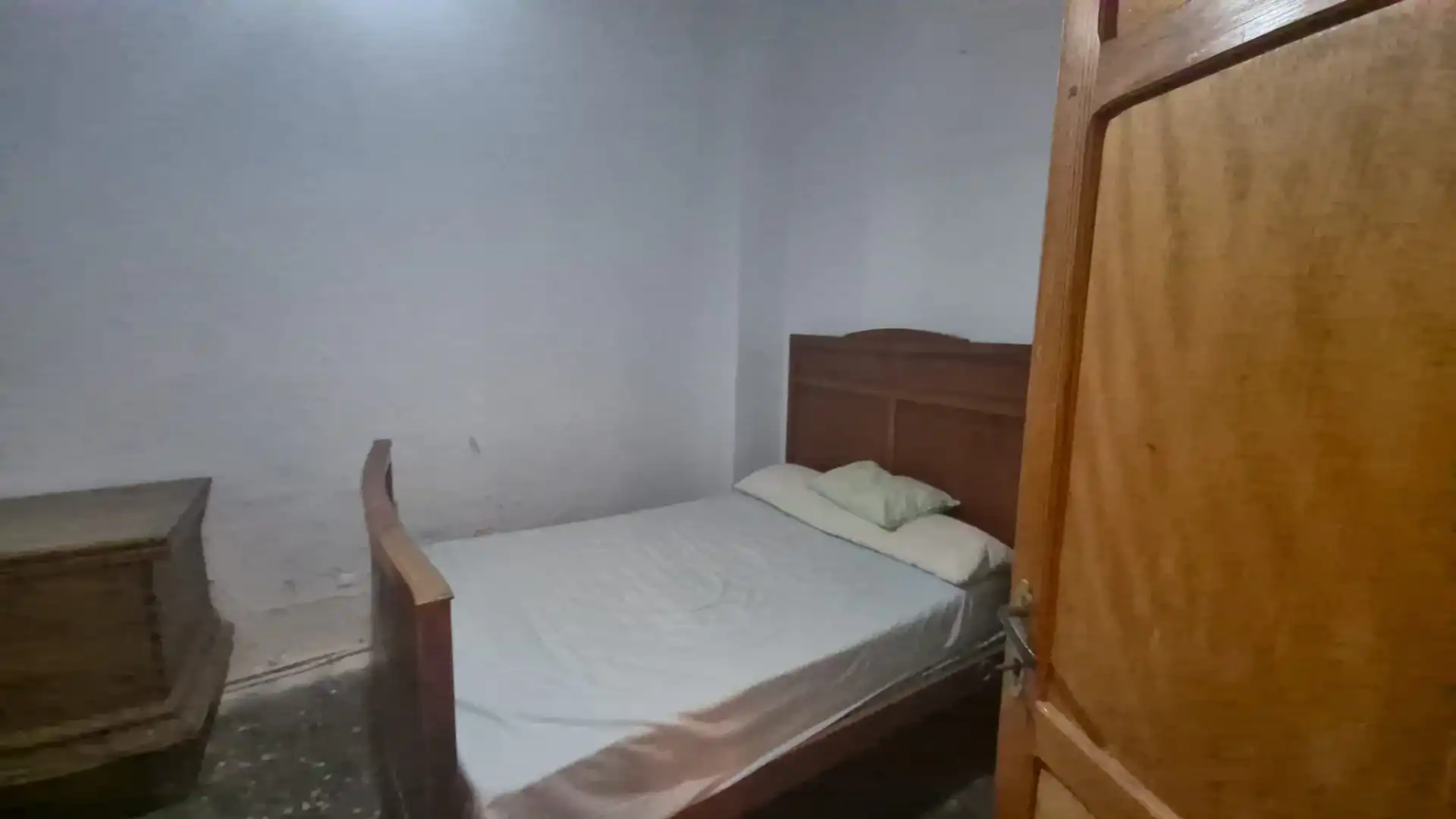 Casa rústica amb jardí en venda a Calle Margen, imagen 4