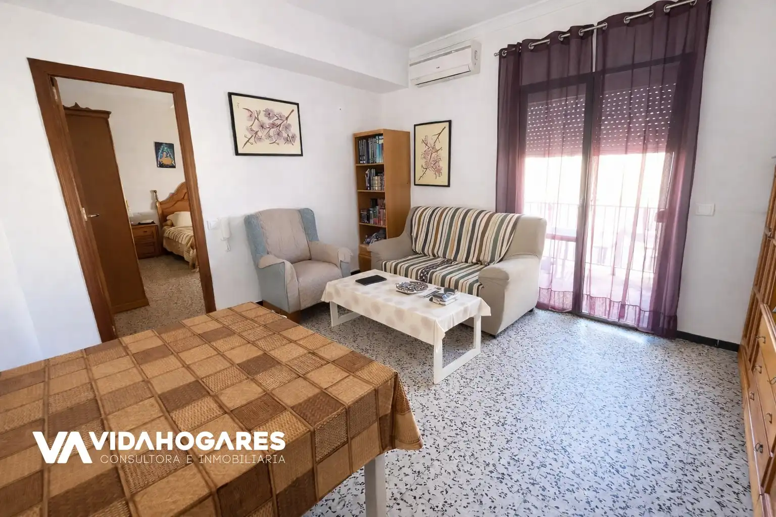 Flat for sale in Rota  with Air Conditioner and Terrace