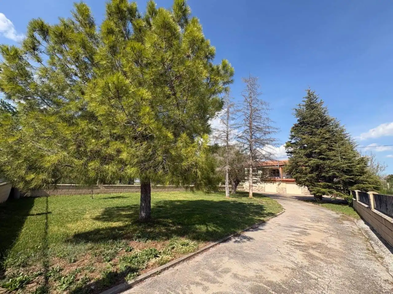 Vista exterior de Finca rústica en venta en Onil con Calefacción, Jardín privado y Terraza