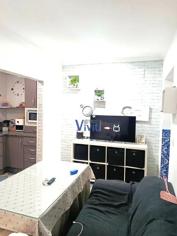 Sala de estar de Casa adosada en venta en Sevilla con Trastero