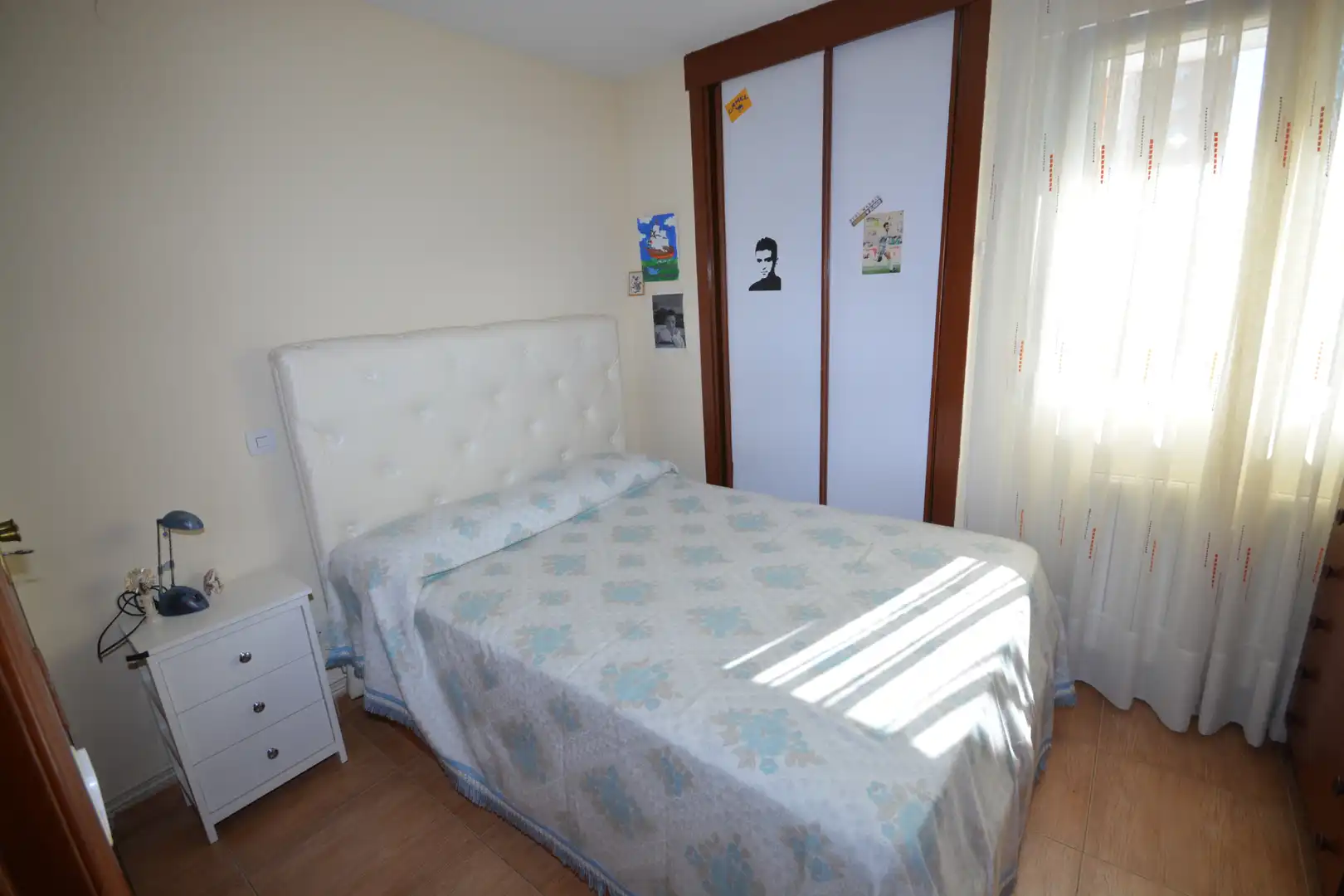 Bedroom of Flat for sale in Madrid  with Terrace, Oven and Washing machine