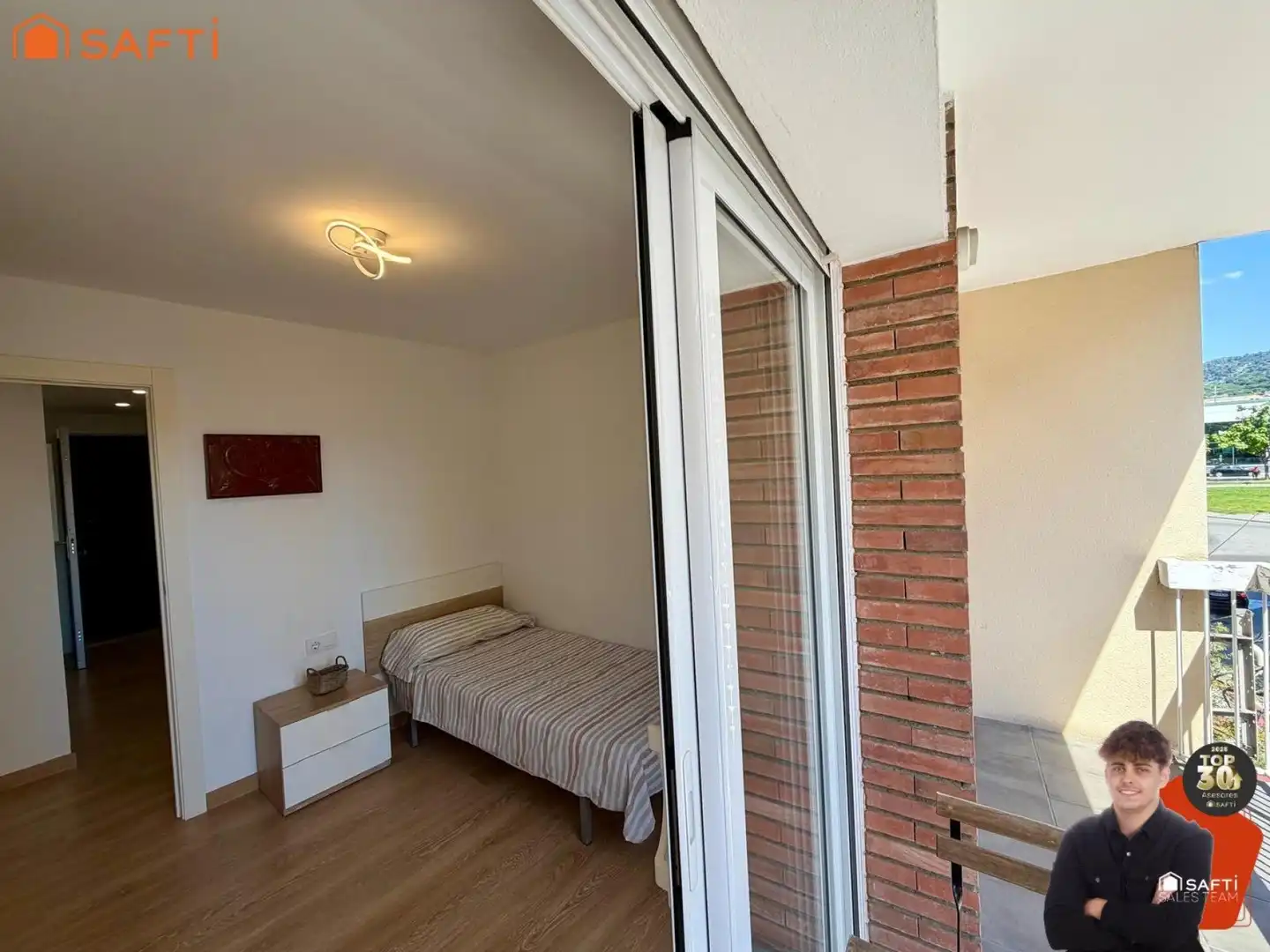 Terraza de Piso en venta en Pineda de Mar con Calefacción y Balcón