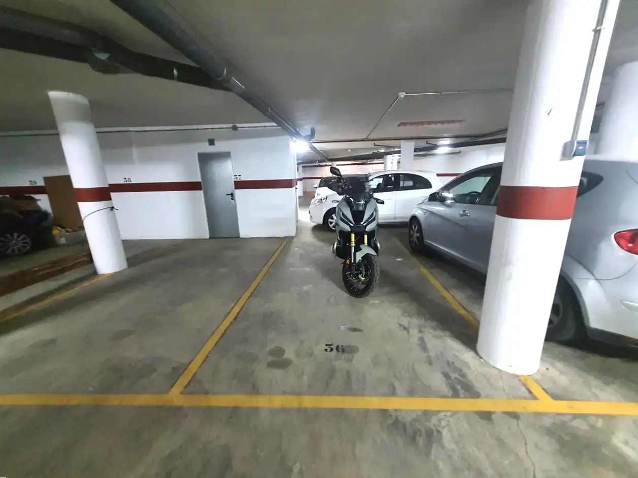 Parkplatz von Garage zum Verkauf in Isla Cristina