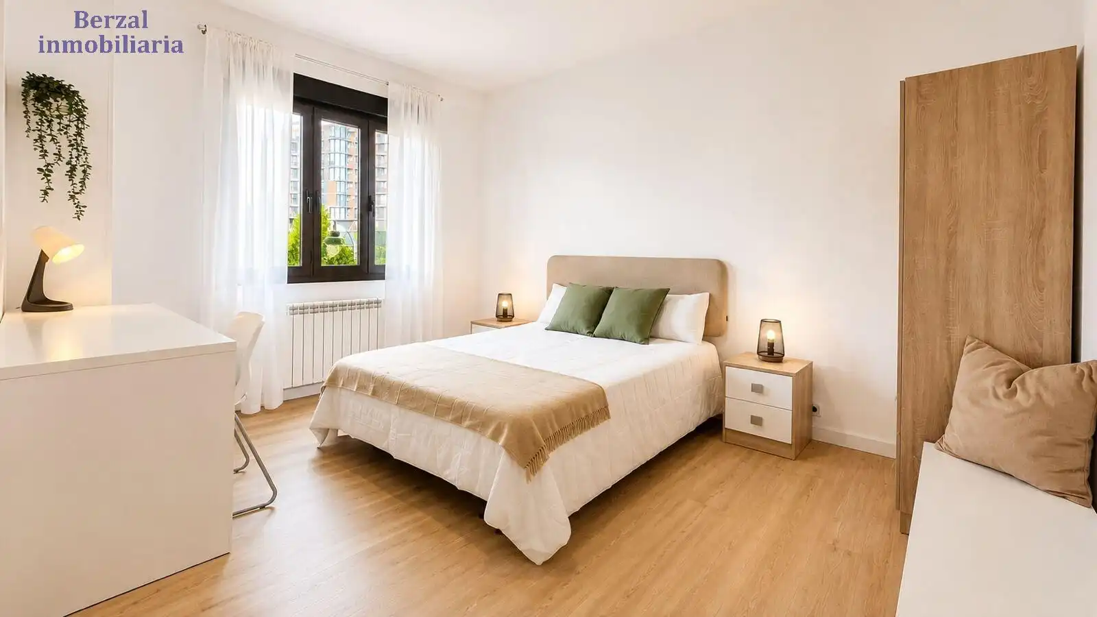 Bedroom of Flat for rent in  Logroño  with Heating, Terrace and Furnished