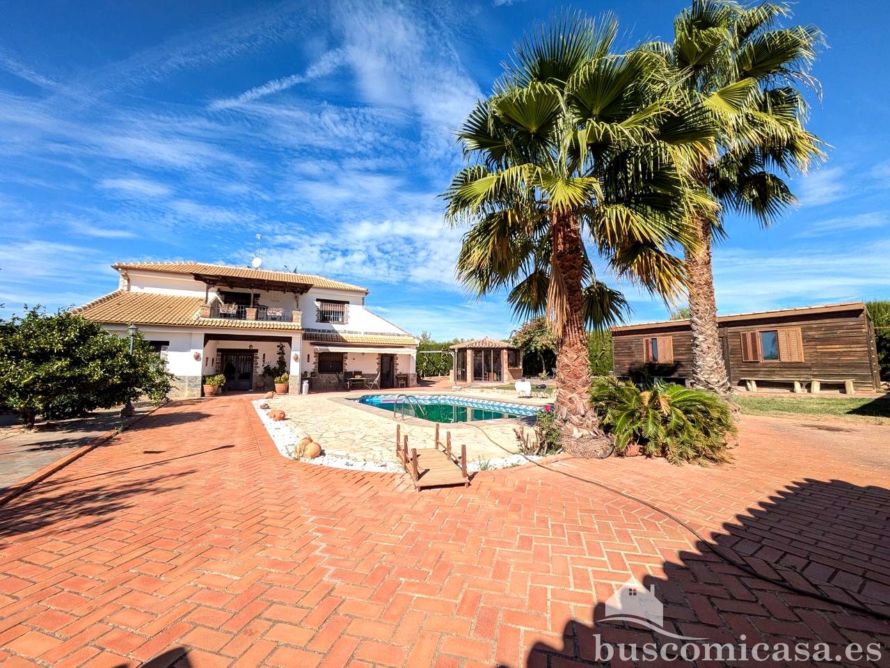 Vista exterior de Finca rústica en venda en Linares amb Aire condicionat, Calefacció i Jardí privat