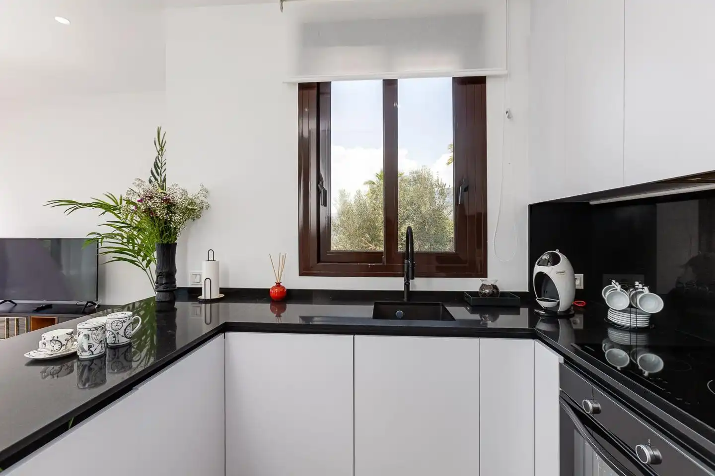 Cocina de Casa o chalet en venta en Finestrat con Jardín privado, Terraza y Piscina