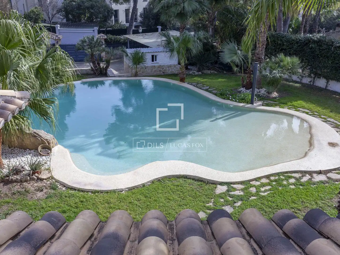 Piscina de Casa o xalet en venda en Rocafort amb Aire condicionat, Calefacció i Jardí privat