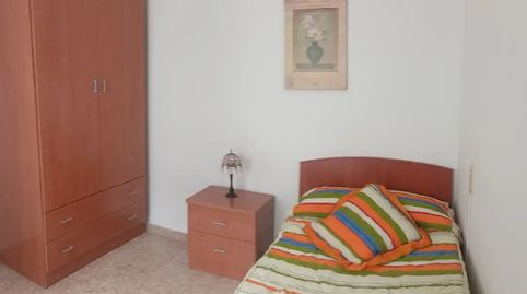 Foto 4 de Piso en venta en Avenida Juan Carlos I, 16, Las Pedroñeras , Cuenca