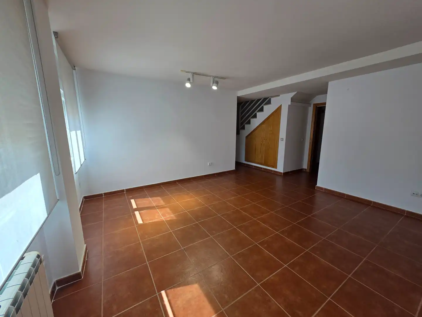 Duplexes for sale in Serranillos del Valle  with Air Conditioner and Heating