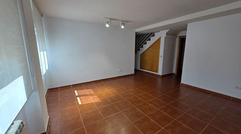 Foto 4 von Maisonette zum Verkauf in Calle de Cataluña, Serranillos del Valle, Madrid
